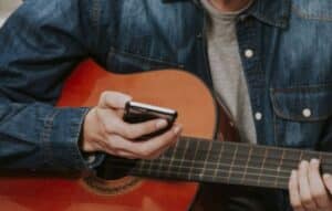 Afinación perfecta con Afinador Cifra Club