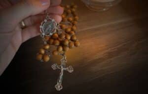 Reza el rosario en cualquier momento