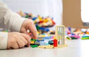 Crea tu mundo virtual con LEGO: ¡Emoción infinita!