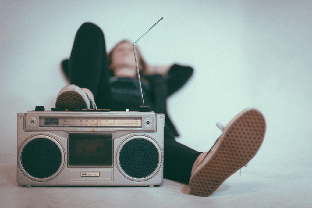 Simple Radio: Tu Mundo en Vivo